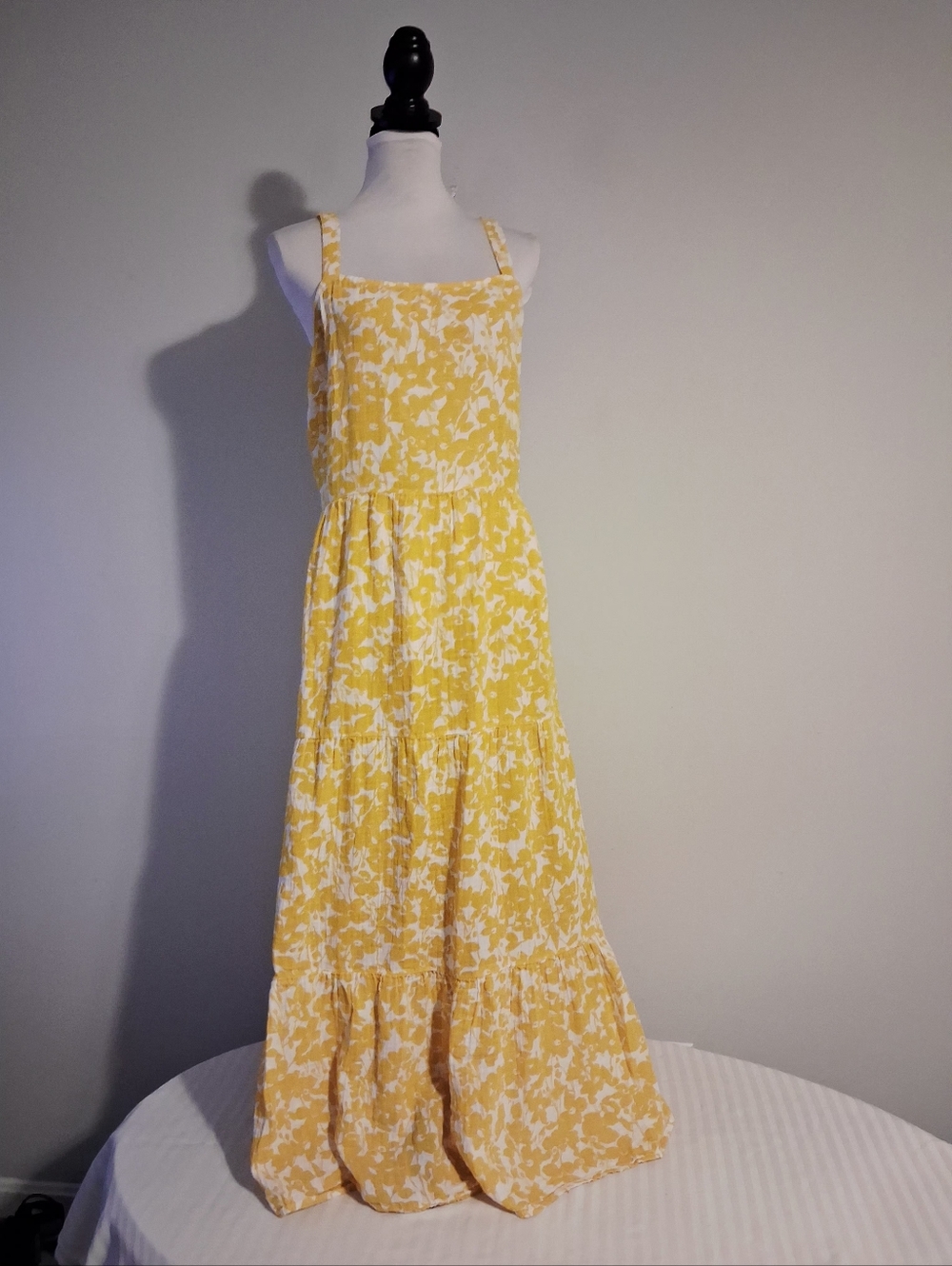 Yellow and White Floral Maxi Sundress Size XXL